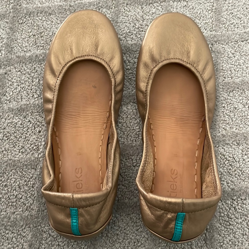 Great Condition Metallic Gold Tieks Sz 8